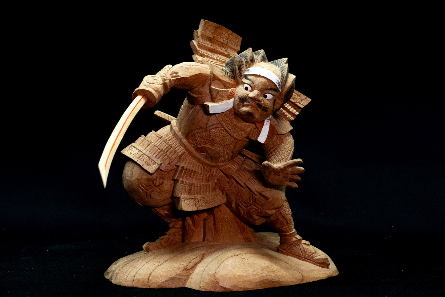 Wood Carving – The Samurai/木彫 – 侍