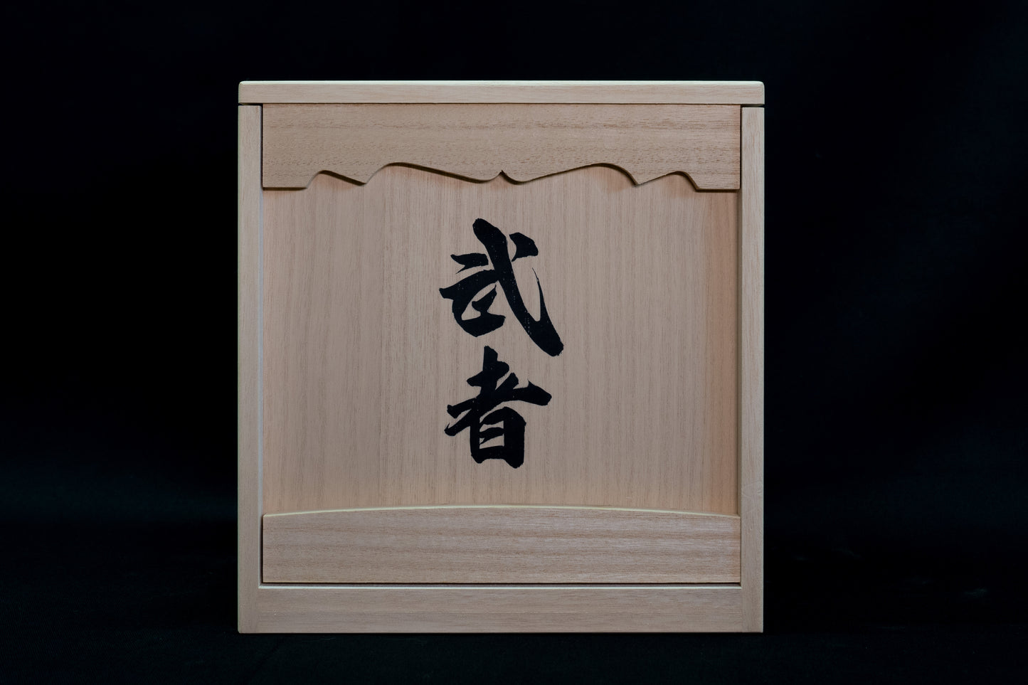 Wooden Warrior Statue – MUSHA/木彫 武者
